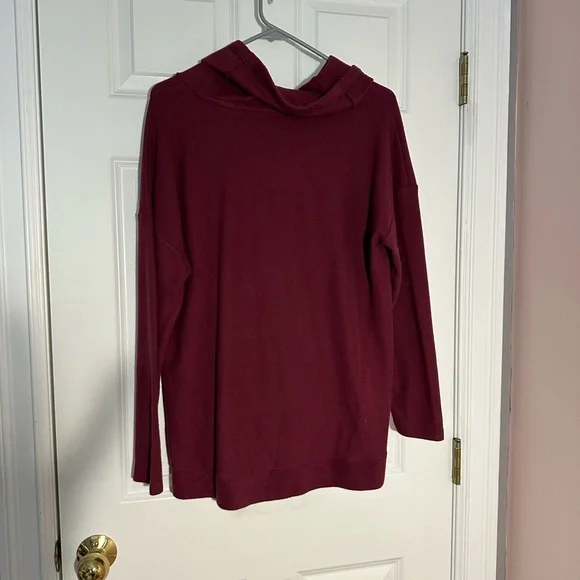 Banana Republic Eco Pullover - Picture 4 of 4